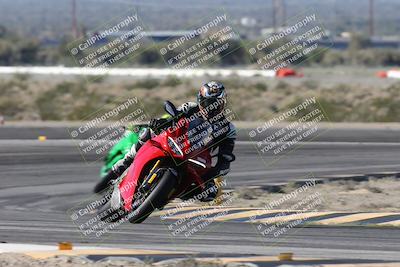 media/Jan-15-2026-Racers Edge (Thu) [[dfebeb70ab]]/3-B Group/Session 2 (Turn 11)/